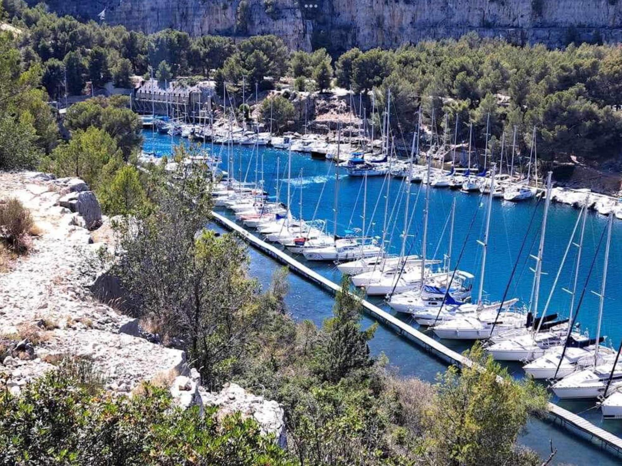 Апартаменты Le Perchoir De Cassis Cocoon Экстерьер фото
